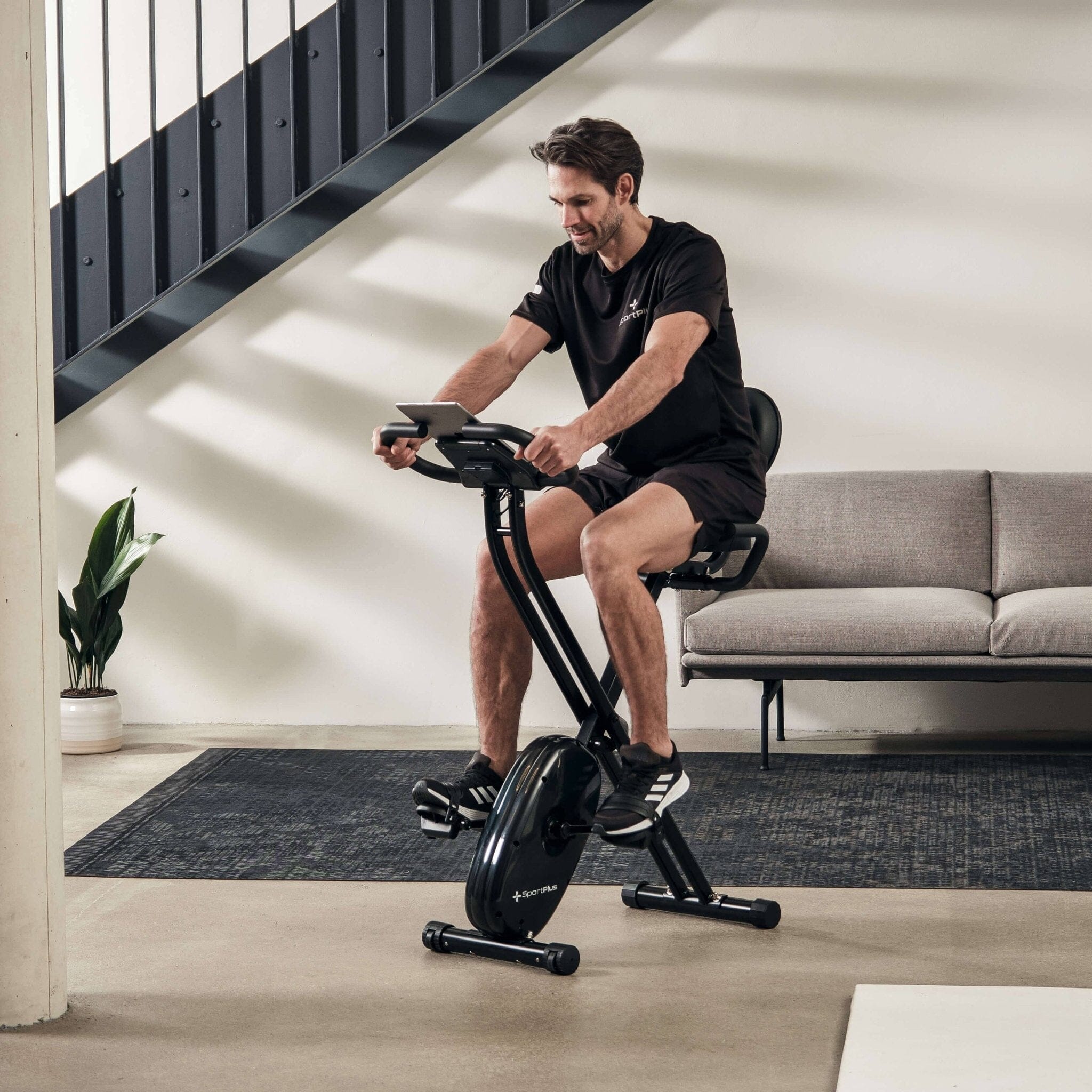 Klappbarer Heimtrainer (X-Bike) Computer gesteuert mit Rückenlehne & App-Steuerung SP-HT-1004-iE SportPlus 